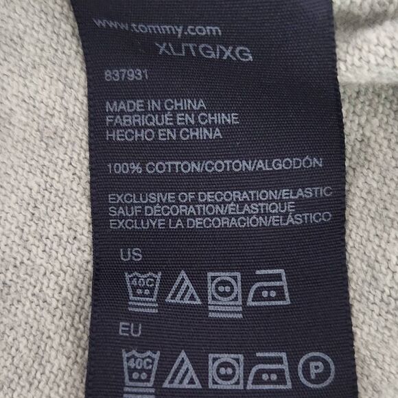 Tommy Hilfiger Gray Sweater Size XL Men's Gray Pullover Sweater - Picture 6 of 6